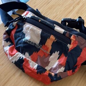 Eddie Bauer Stowaway Convertible Waist Pack